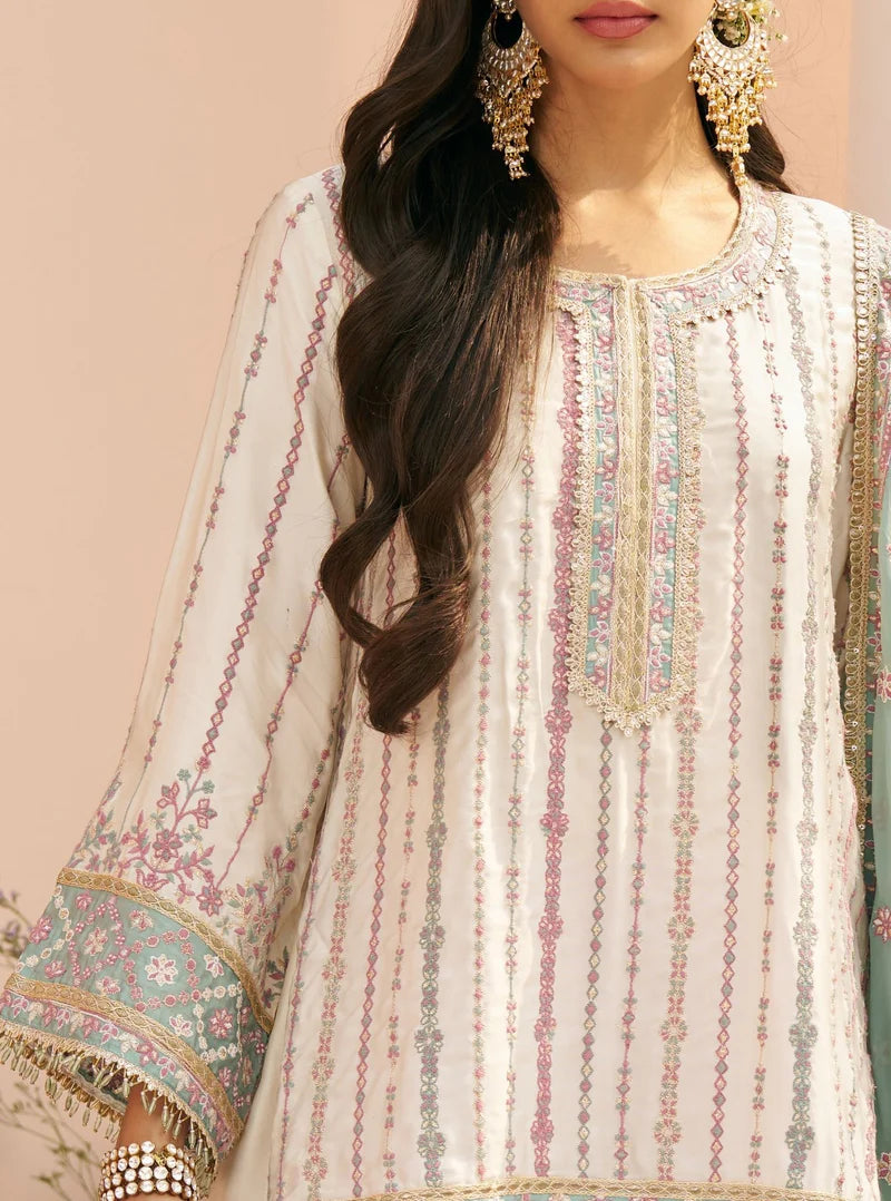 Jhumri Cupro Satin Off-white Kurta Set