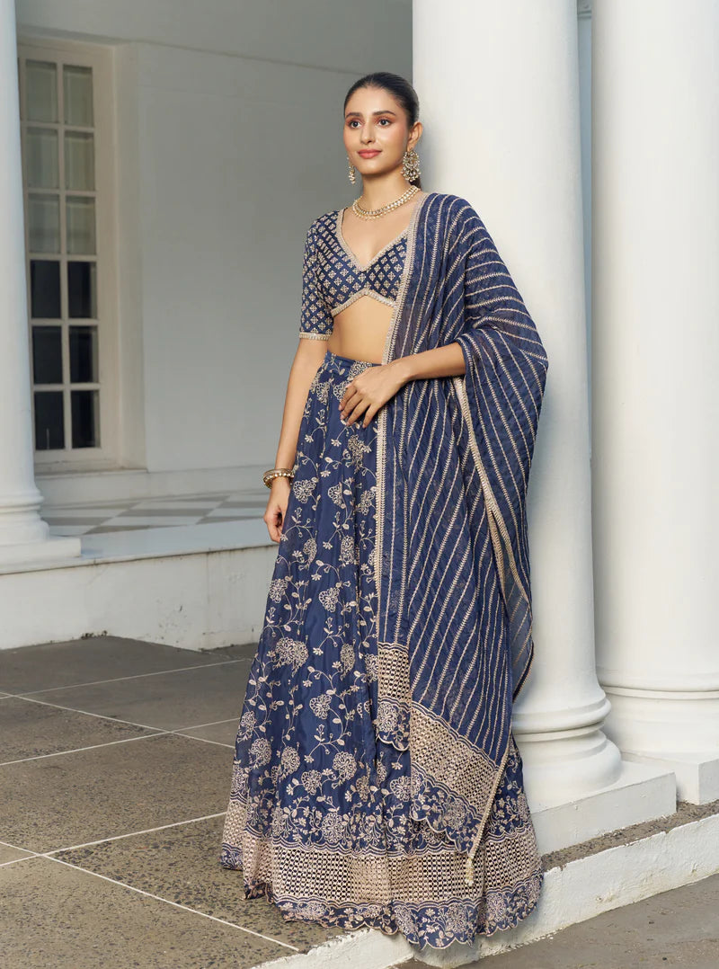 Riwaayat Organza Navy lehenga